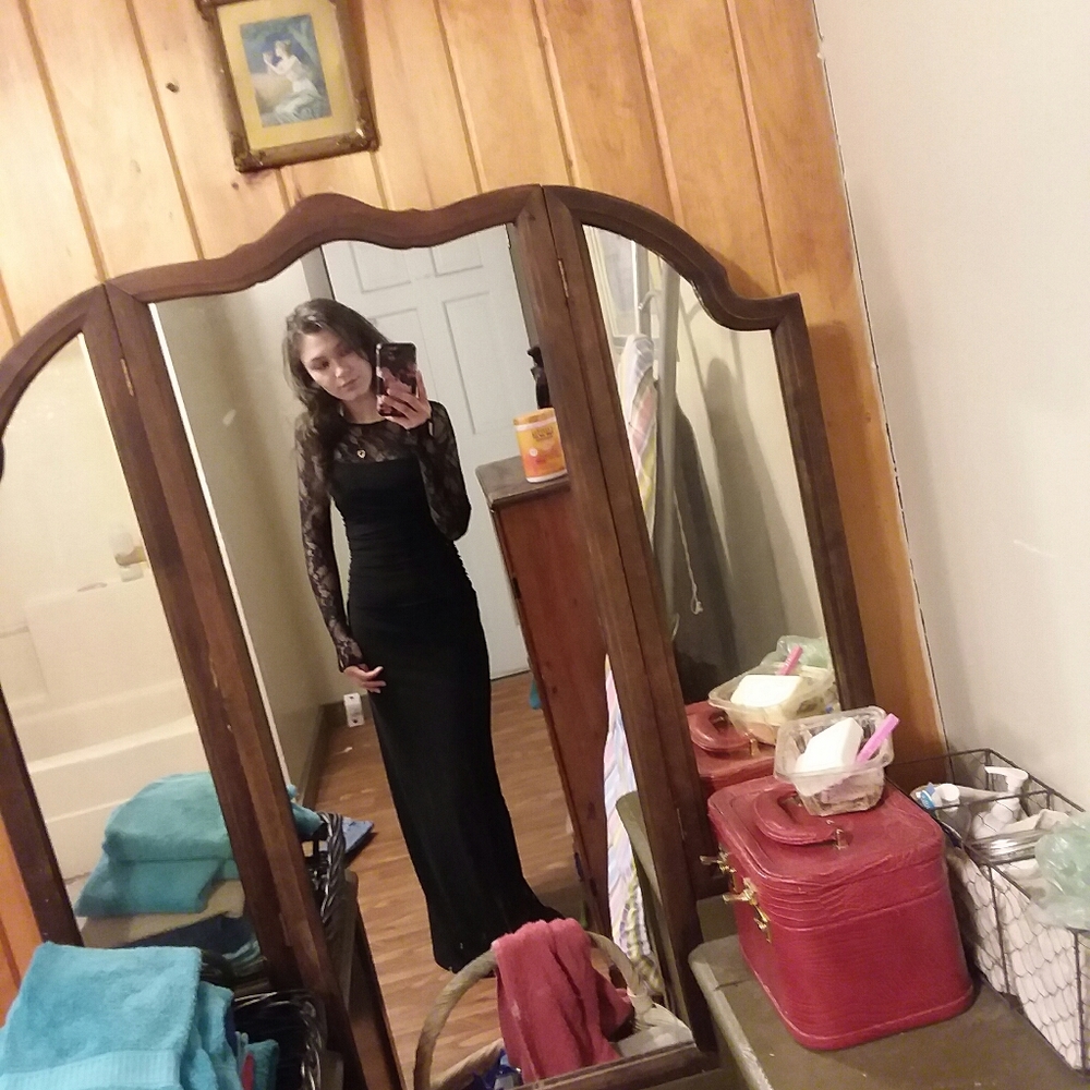 ♦Vintage delicate black lace maxi♦
